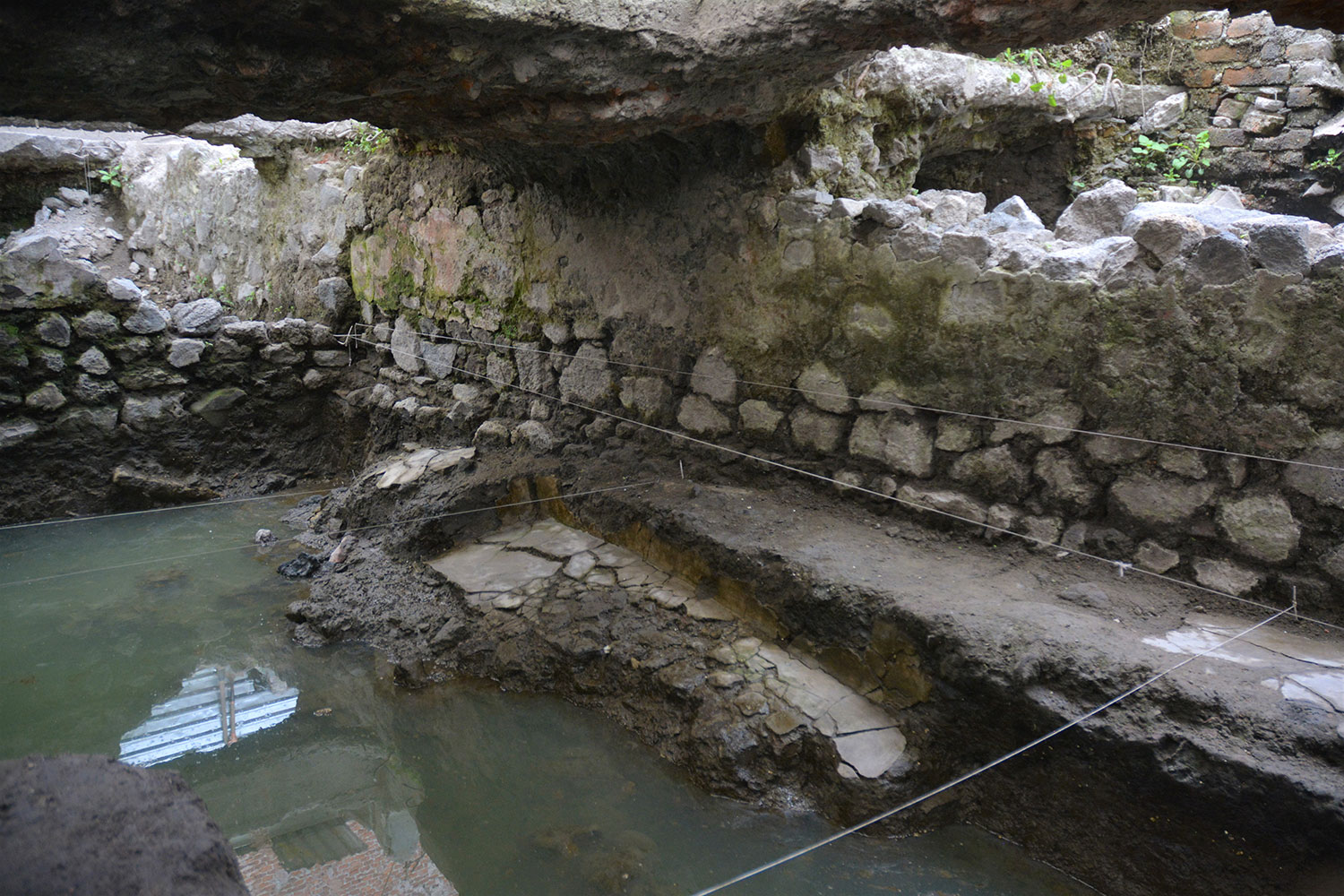 Un Ba O De Temazcal Prehisp Nico Ammccyt